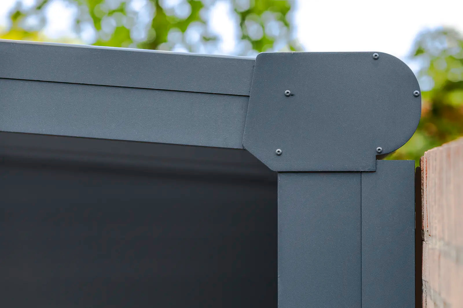 Ribolla Noir toit ultra-clair — détail pergola Deponti