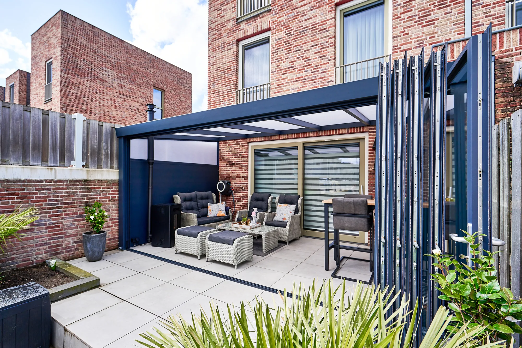 Pergola Giallo, détail d'aménagement