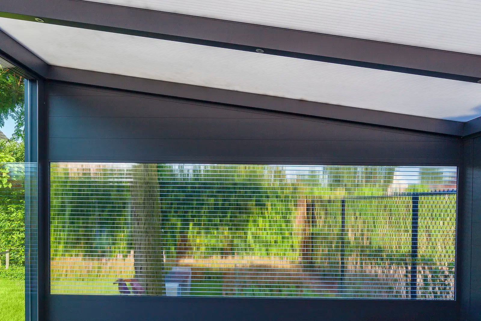 Ribolla Gris graphite toit clair accessoires