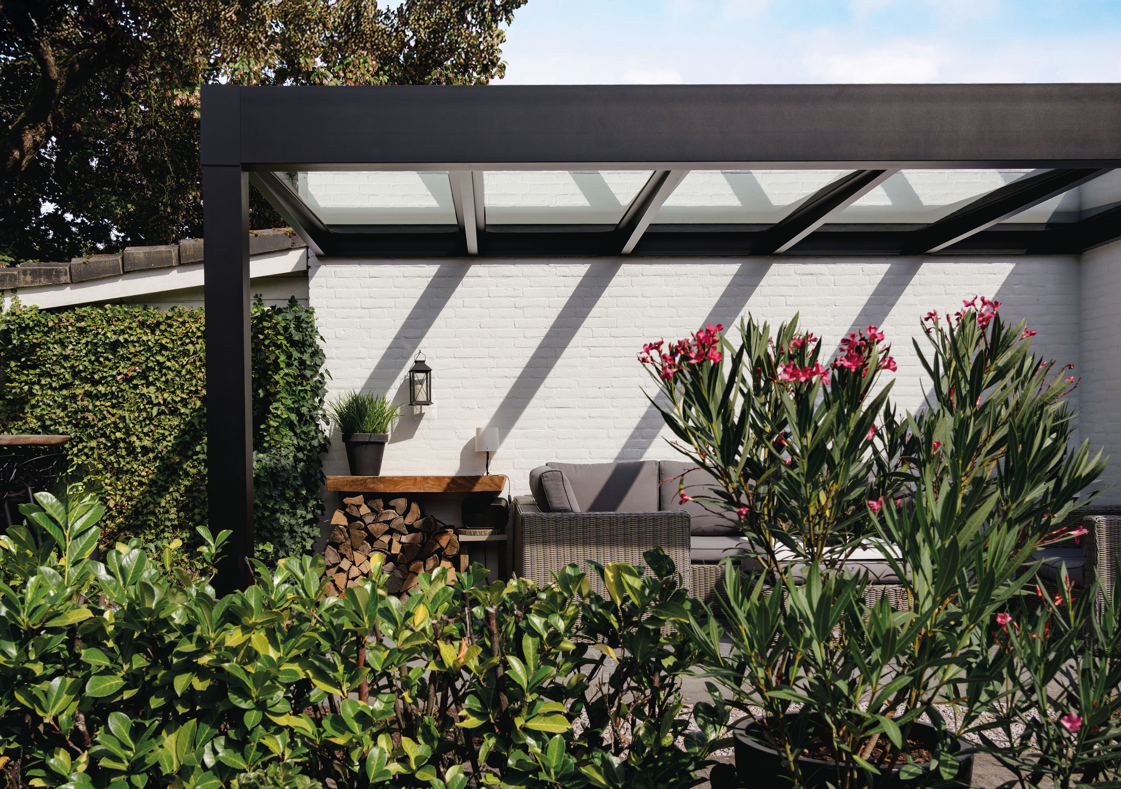 Trebbiano Gris graphite – toiture verre